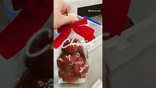 Christmas Cookies: Festive Red Butter Cookies