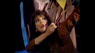 Kate Bush - Running Up That Hill - Wogan 1985 (with intro)