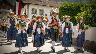  Bezirksmusikfest in Sistrans, Tirol 2023 - Festumzug mit Defilierung