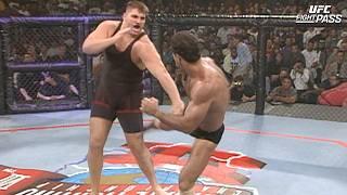 UFC 7: Marco Ruas vs Paul Varelans | September 8, 1995