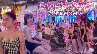 Cambodia Nightlife: How Phnom Penh Nightlife Street 136 Now - [4K]