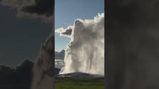 Yellowstone, Old Faithful! #yellowstone #nature #travel #yellowstonenps #nationalpark