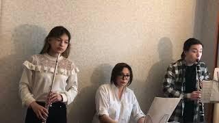 Эпипе. Исполняют : Павлова Лилия, Павлова Мария, Павлов Михаил