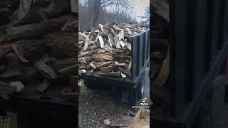 Not better feeling than knowing you’ll be warm. Working progress! #firewood #wood #farmlife