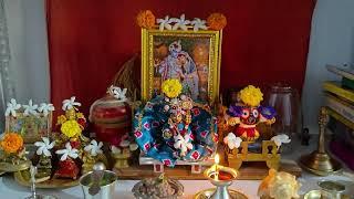 Mom's Heartfelt Decoration,Witness Graceful Transformation of a Simple Space into a Divine Sanctuary