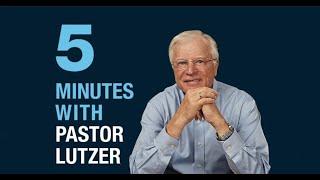 What’s The REAL Purpose Of Prayer? | Living For The Glory Of God #2 | Pastor Lutzer