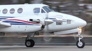 Beechcraft B200 King Air 200 Takeoff