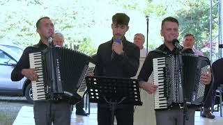 Om oră de muzică cu MARIUS BERNAT și colegii de slujire la DERNA-Bihor