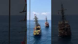 Прогулочные корабли в Средиземном море  Ships in the sea