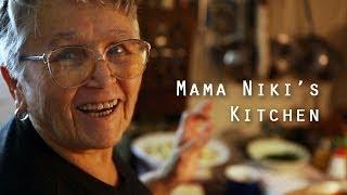 Mama Niki's Kitchen - How to make Greek style Gemistes (stuffed vegetables)