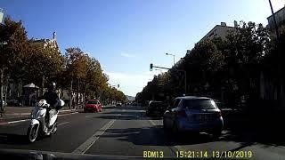 Driving downtown Marseille: Michelet-Prado