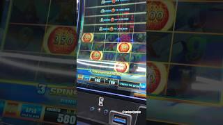 I gave $30 to a local Indian Gambling Guru to play slots & won!‍️#viral #slots #fyp #tx