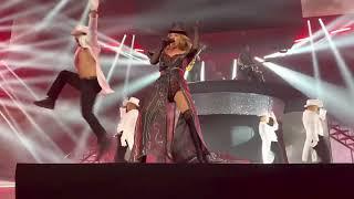 Shania Twain - Man! I feel like a woman (live in Vegas)