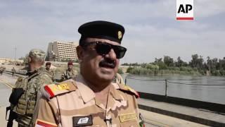 Army builds bridge across Tigris