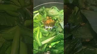 Stir fry Yuchoy with minced garlic, oyster sauce(Cai Ngot) healthy and simple recipe