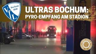 Ultras Bochum empfangen Mannschaft nach dem Auswärtssieg in Augsburg (04.12.2021)