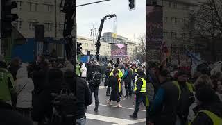 “ Bauerndemo in Berlin: Traktoren rollen zum Brandenburger Tor! | 23.11.24”13:02.!! ‍