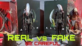 NECA ULTIMATE Alien Big Chap figure Real vs Fake comparison