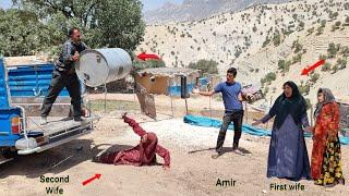 Tension and conflict between husband and evil second wife because first wife did not return home