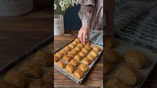 Cookies with sesame seeds/ Susamlı kurabiye