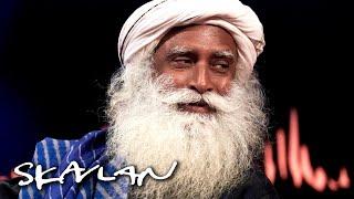 Life advice from Sadhguru: – Live each moment as if it were your last | SVT/TV 2/Skavlan