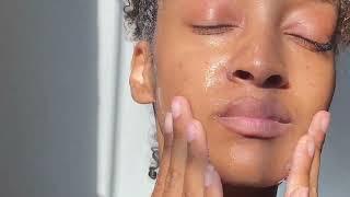 How to use a skincare GEL NETTOYANT