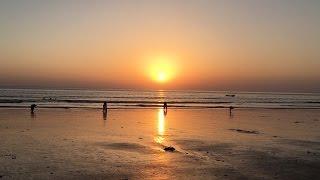 Mumbai beach during Holi festival