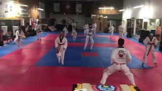 All families Class working out at Hongs USA Taekwondo