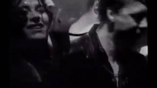 R.E.M. 1992-09 - ‘MTV News’, MTV, USA ('Drive' Video Shoot)