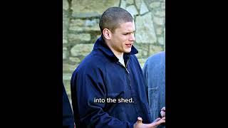 Michael Clutched Up  | Prison Break S1.E20