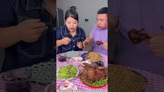 老登自己放的酱油自己喝吧！#东北欠登哥 #夫妻搞笑吃播 #搞笑吃播