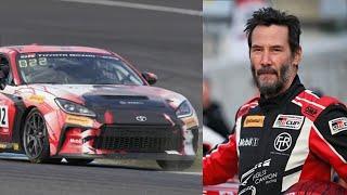 ¡TODO TERRENO! Keanu Reeves debutó como piloto de automovilismo y se llevó un pequeño susto