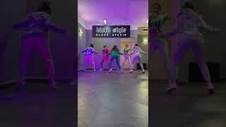 Fergie - Fergalicious choreo by: Sonia Rahmatullina #fergie #fergalicious #dance
