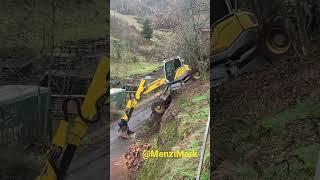 ! Morning exercise!! #excavator #tractor #tree #menzimuck