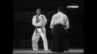 Aikido vs Karate Demonstration