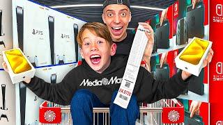 KLEINER JUNGE kauft für 10.000€ ALLES bei MEDIA MARKT!  (eskaliert)