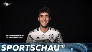 "Sind ein geiles Team" - Luca Waldschmidt im Fragenpressing | Sportschau