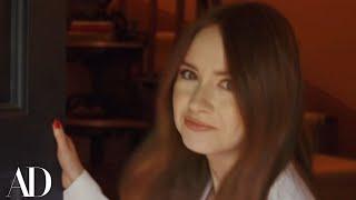 Karen Gillan's Cozy Cottage In 15 Seconds