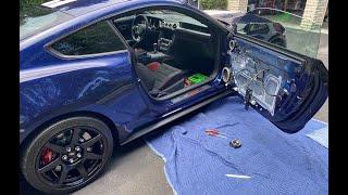 Shelby GT350 Door Panel Removal & Speaker Replacement | Auto Fanatic