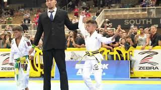 Que Luta! Icaro Moreno X Daniel 220 - Jiu-Jitsu Kids