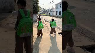 Going to school, Twins, every moment is worth recording