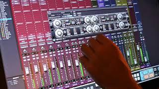 jZilla mixing hip hop jazz on the Slate RAVEN Multi-Touch Console