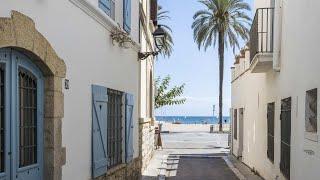 Stunning refurbished fisherman's cottage for sale in Sitges, just a couple of metres from the beach