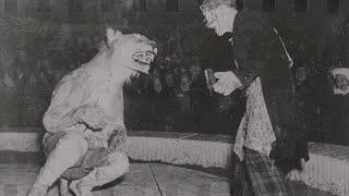 Vintage Photos of the Traveling Circus Not Appropriate for History Books