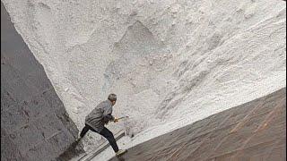 Barge unloads 4200 tons of white sand - relaxing unloading video