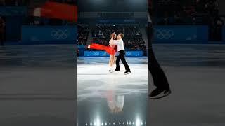 a lift of dance #icedancers #ice #icehockey #icecreamrecipe