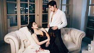 總裁逃進會所被人妻的她當男模纏綿一夜，感受到夾緊發現她是處女立馬愛上，順勢成為她的包養對象伺機搶妻！#短劇 #甜寵 #瑪麗蘇 #總裁灰姑娘