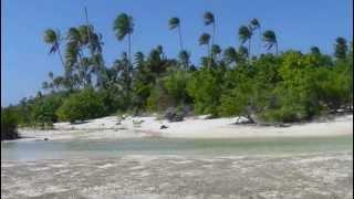 Kiribati: Tarawa - walking to the Broken Bridge