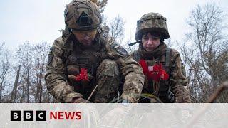 US President Joe Biden agrees to give Ukraine anti-personnel mines | BBC News