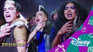 ZOMBIES 2: Videoclip - Flesh & Bone | Disney Channel Oficial